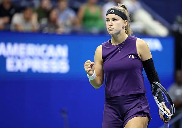 科斯蒂亚和 科斯蒂亚和