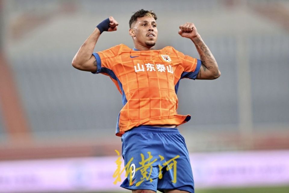 用进球追逐 用进球追逐