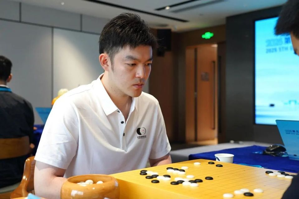 梓豪选择上, 已有优势意 梓豪选择上, 已有优势意